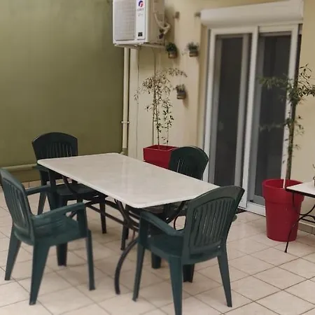 Oasis 2 * La Canea